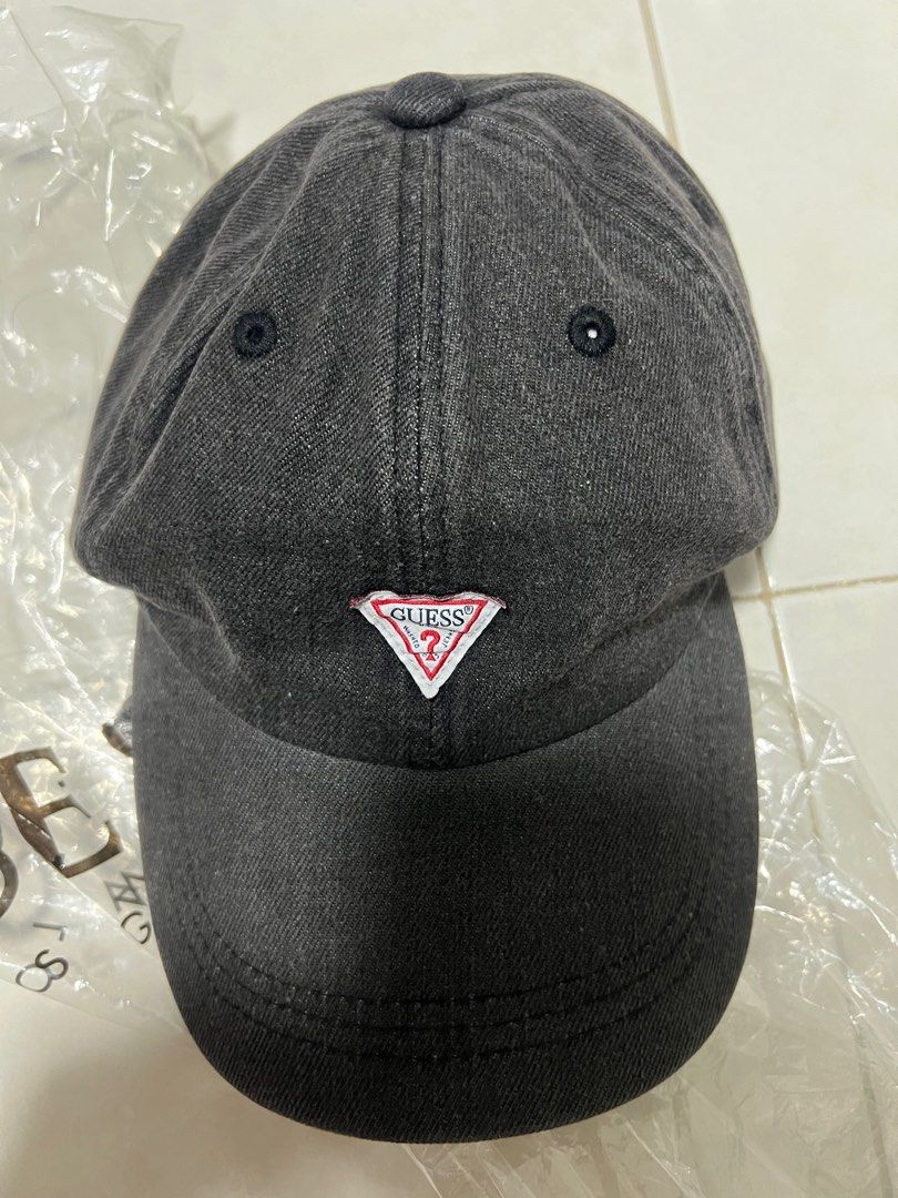 Guess logo cap cheap