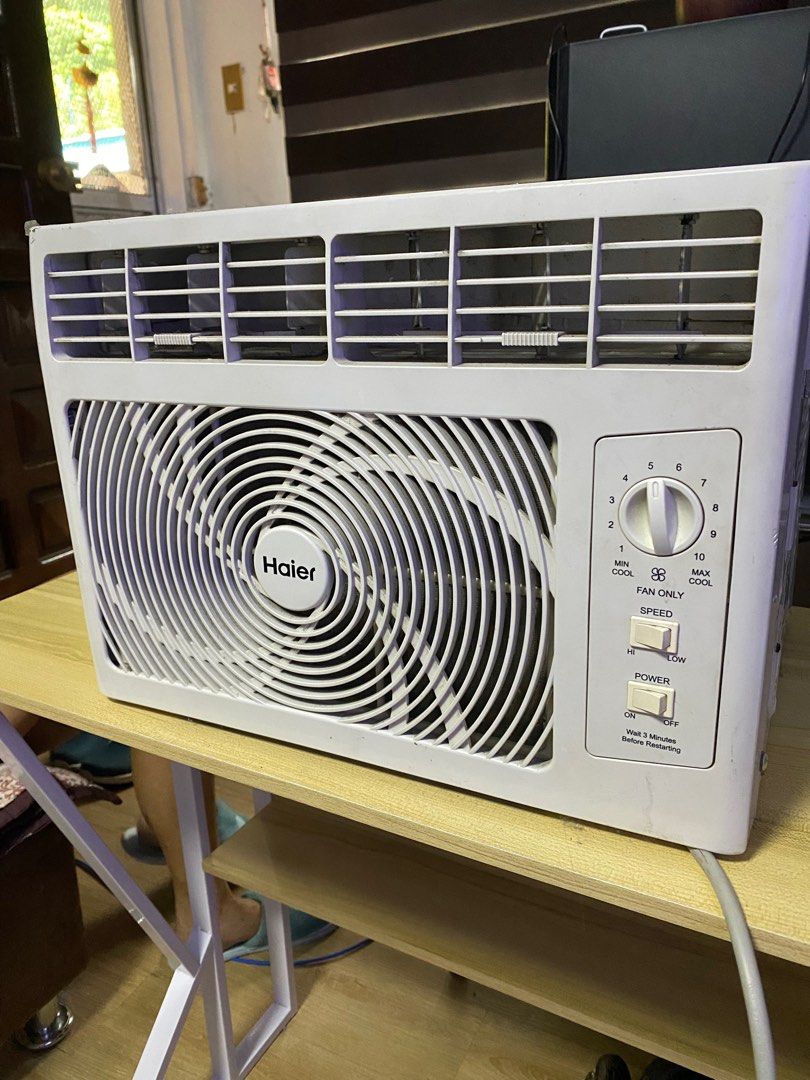 Haier Aircon - Air Condition - 0.5 HP - Window Type (Category: Air Conditioning and Heating) located in Manila. Submitted by prelovednco (Listing ID 1321876266, Image 1). Description: 0.5 HP Haier Aircon Window Type AC - Other than physical flaws (minor rust) shown on the pics, no other issues - In excellent power / running condition For pickup or delivery only (motor delivery) Quezon City area RFS: moved out, may sariling AC na ung apartment * p