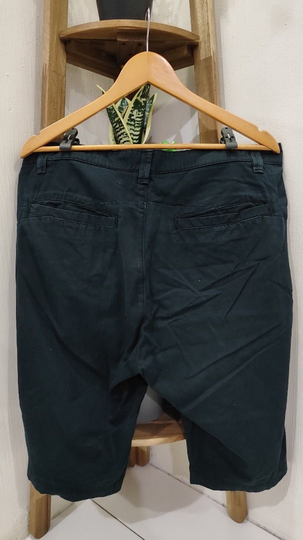 H&m divided shorts top