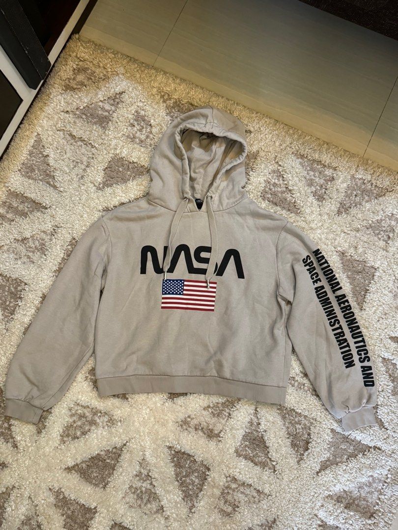 Nasa cropped hoodie h&m clearance