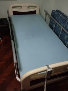 (Category: ) located in . Submitted by 1968robingoh (Listing ID 1321977944, Image 1). Description: .