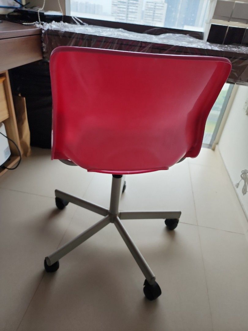 IKEA SNILLE Height Adjustable Swivel office chair kids chair