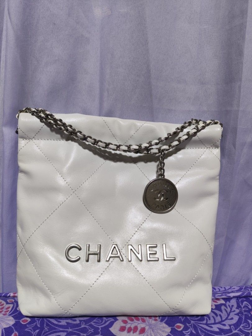 Chanel 22 Mini (Category: Luxury Bags & Wallets) located in Tigaon. Submitted by preownedjpnpicks.ph (Listing ID 1318389647, Image 1). Description: For sale! 👉🏻Quality guaranteed 👉🏻Coded (verified code) 👉🏻No card, No cert, No receipt (NGA) 👉🏻Genuine leather 👉🏻With Dust bag Do not ask for a lower price, it is already discounted. ❌NO RETURN❌NO REFUND❌NO EXCHANGE Dimensions: 7.8 × 7.4 × 2.3 in Payment first Gcash or Bank transfer SF to be 
