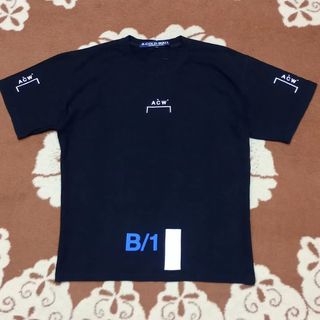 (Kategori: ) berada di . Dikirim oleh lentera_galeri (ID iklan 1321839699, Gambar 1). Deskripsi: .