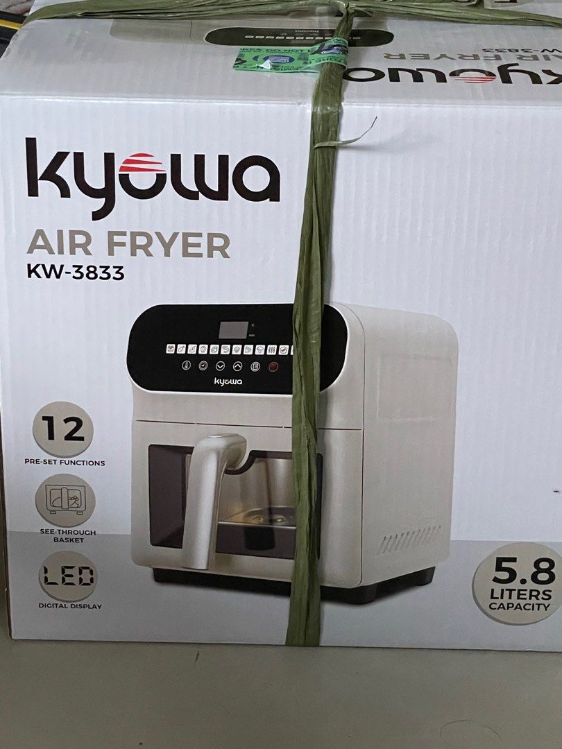 Kyowa Air Fryer (Category: Other Kitchen Appliances) located in Pasig City. Submitted by franjunarca0304 (Listing ID 1321879531, Image 1). Description: for sale or for trade, 4k SRP if trade - brand new microwave po any brand will do pm lang. thanks .