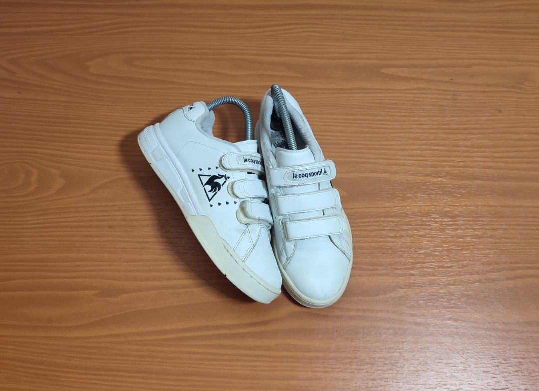 Le Coq Sportif Velcro Size 37 23 Cm Fesyen Wanita Sepatu di Carousell
