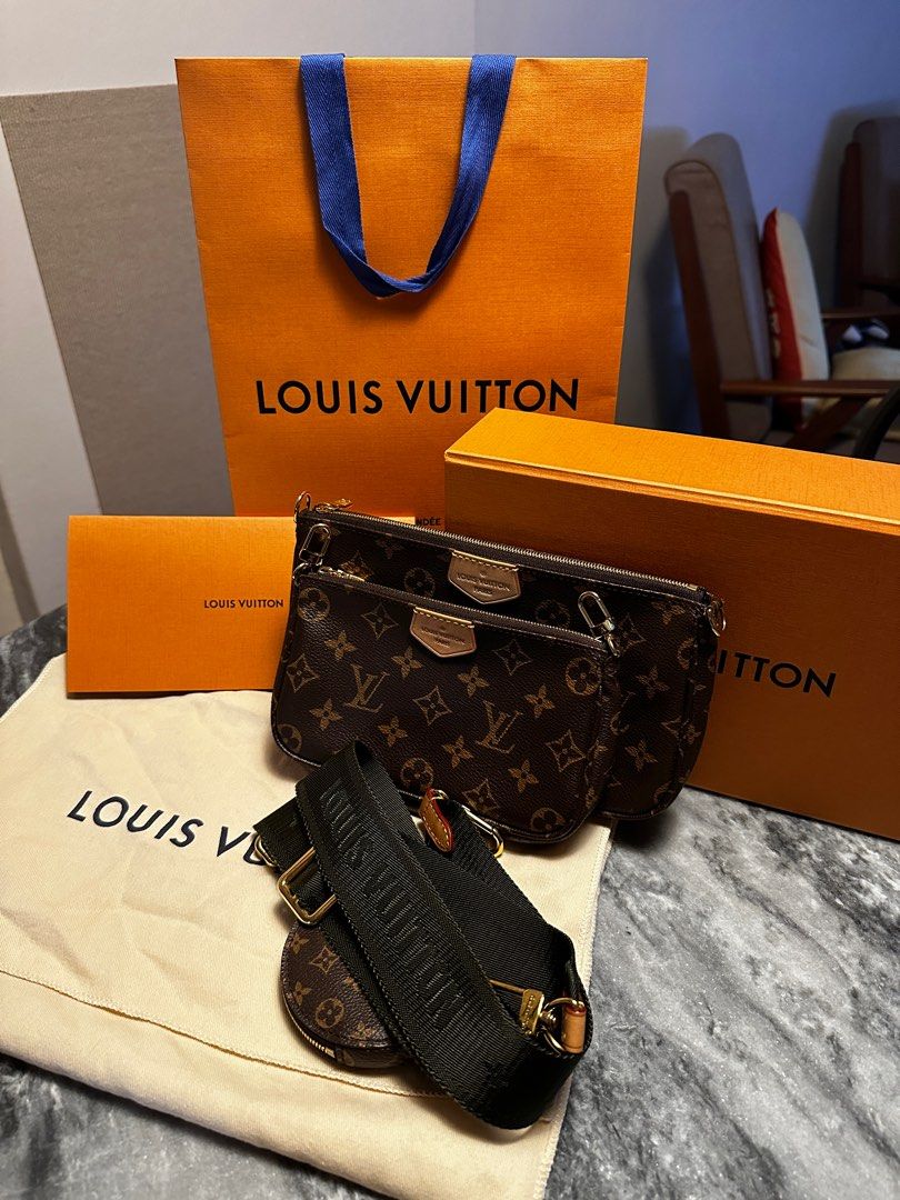 Louis vuitton pochette accessoires monogram top
