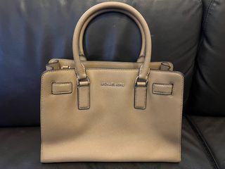 （分類：）位於 。 由 shibacandy 提交（商品編號 1321845556，圖片 1）。簡介： 。
