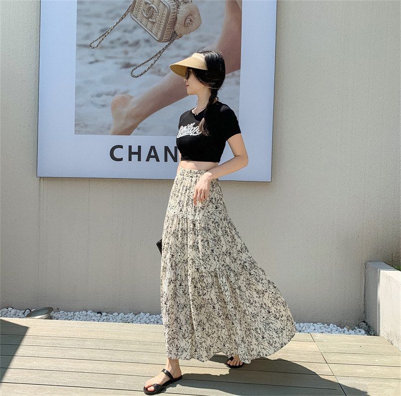 NEW floral long skirt beige