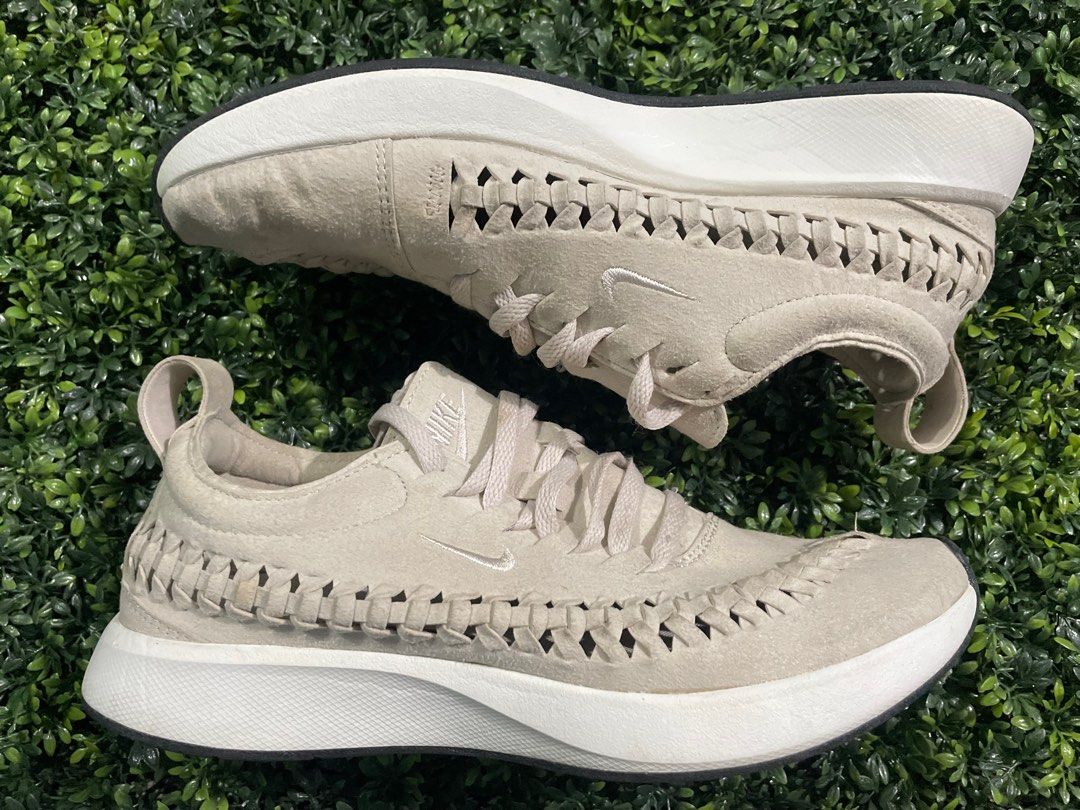 Nike dual tone racer woven US 7 women Women s Fashion Footwear Sneakers on Carousell