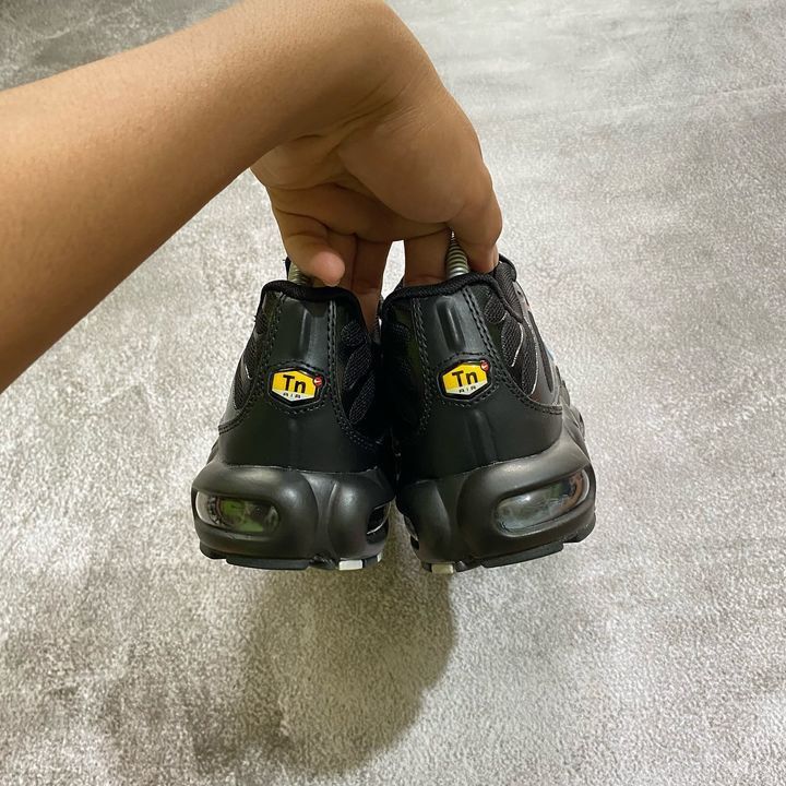 NIKE TN AIRMAX SHADOWSWOOSH size 40