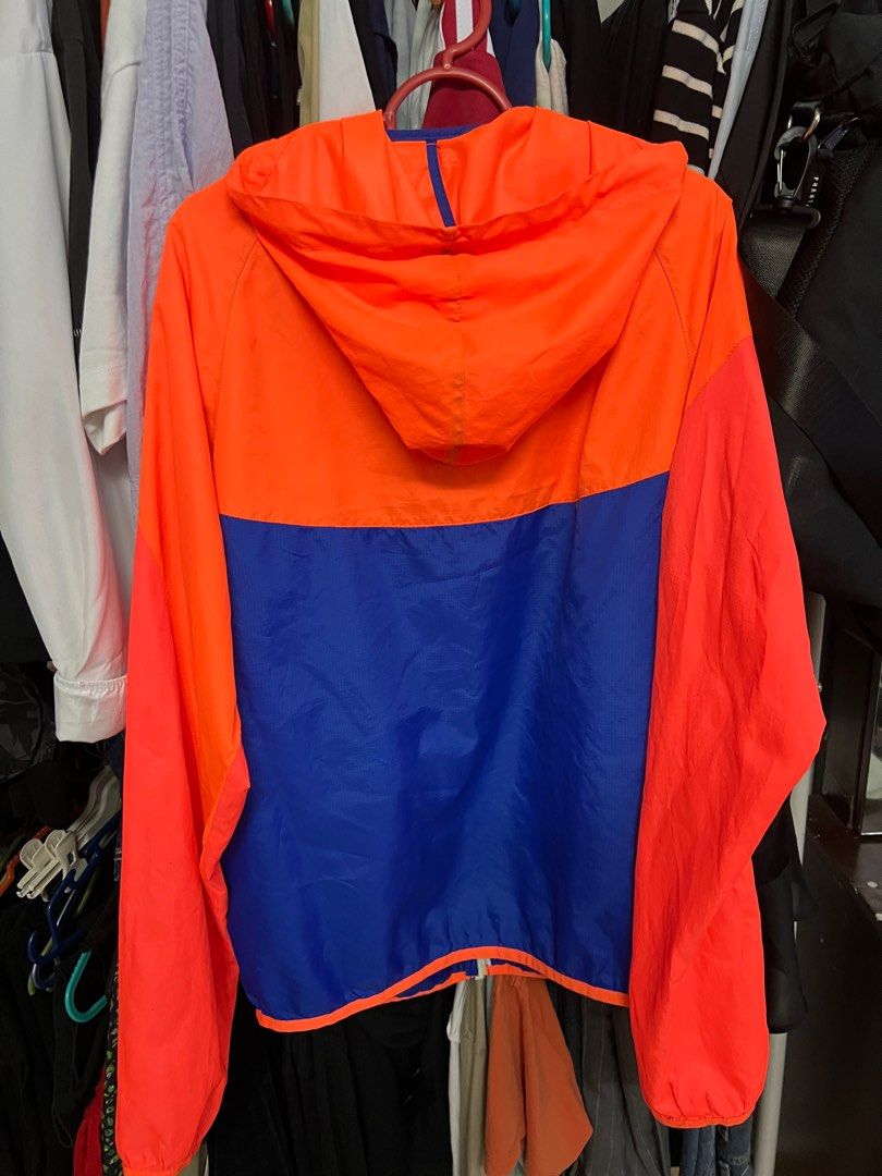 NIKE VINTAGE TRI COLOR WINDBREAKER SIZE S Men s Fashion Activewear on Carousell