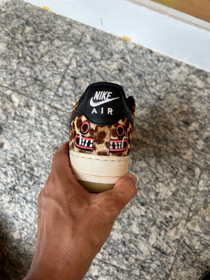 Nike air force 1 latino heritage top