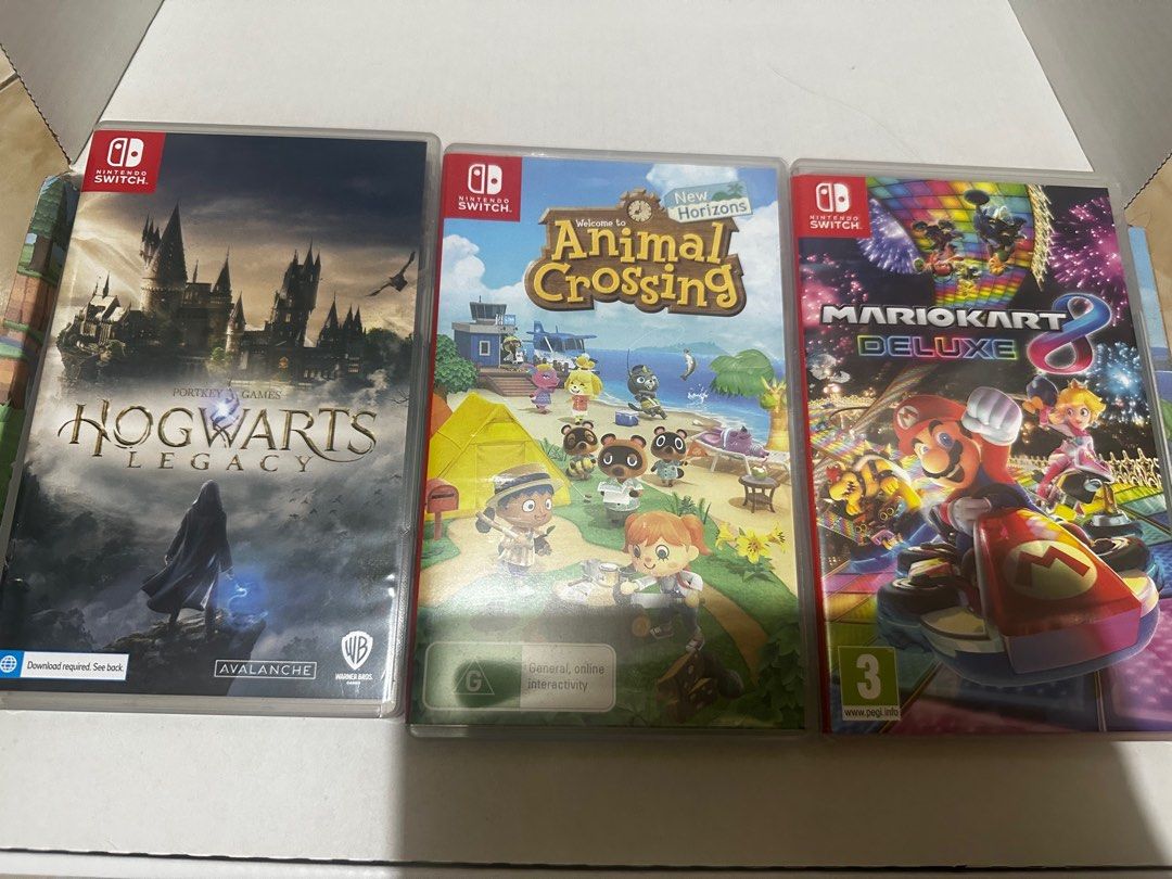 NINTENDO SWITCH V2 ANIMAL CROSSING NEW HORIZON EDITION with Animal