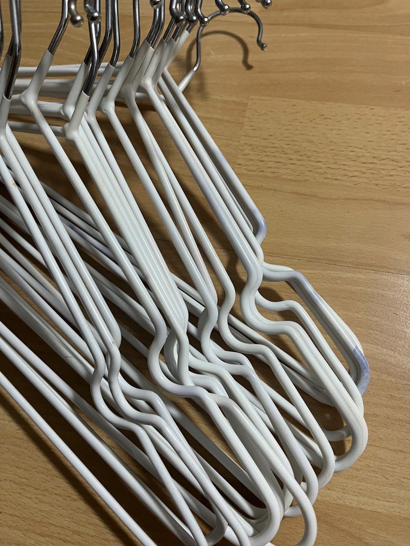 Metal picture hangers hotsell