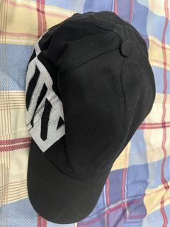 （分類：）位於 。 由 gordonkong29 提交（商品編號 1321929817，圖片 1）。簡介： 。