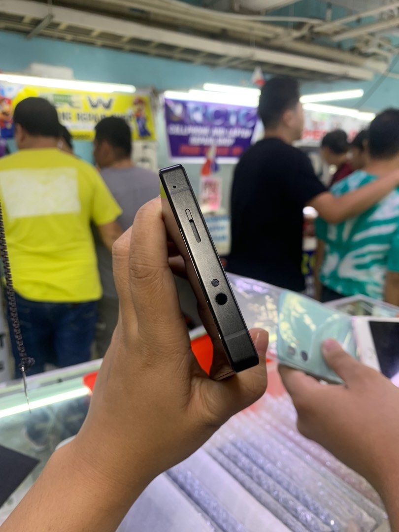 Redmagic 9pro 5g (Category: Android Others) located in San Juan City. Submitted by dokiee2001 (Listing ID 1321910161, Image 3). Description: RFS: [BUY AND SELL] OPEN FOR SWAP/SELLING: REDMAGIC 9PRO 12/256GB ✅OPENLINE ANY SIM ✅99%SMOOTH ✅99%MAKINIS ✅NO HIDDEN ISSUE ✅GOOD AS NEW ✅NEVER BEEN REPAIRED ✅CAN RESET ANYTIME ✅TEST TO SAWA ✅NOT REFURBISHED ✅AUTHENTIC PHONE CHECKING: ✅FREE 3 UTOOLS ✅FREE APPLE WEBSITE OPEN FOR COD - SHOULDER BY CUSTOMER- Sa