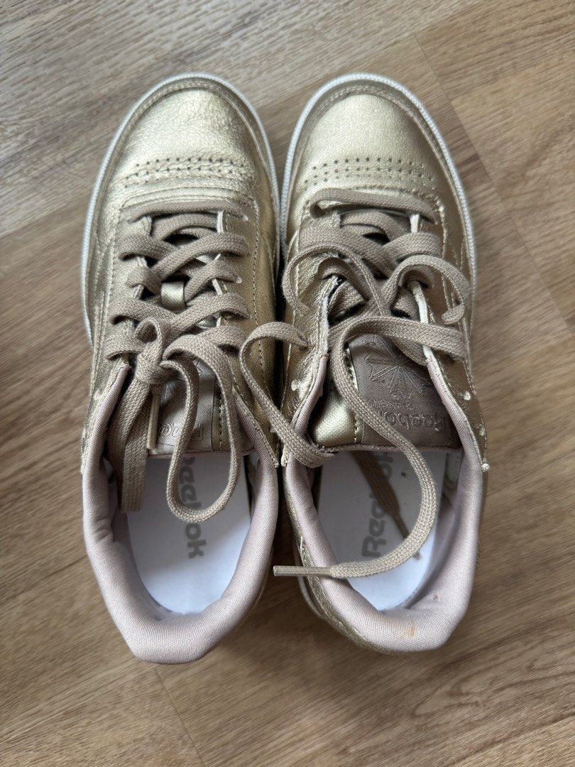 Reebok melted metal clearance