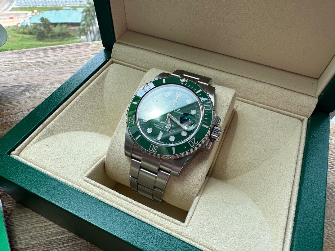 Rolex Submariner Hulk 116710LV Ceramic