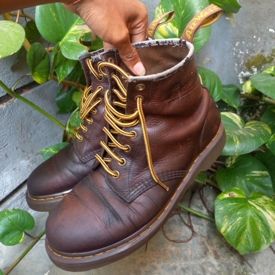Docmart 8 hole hotsell