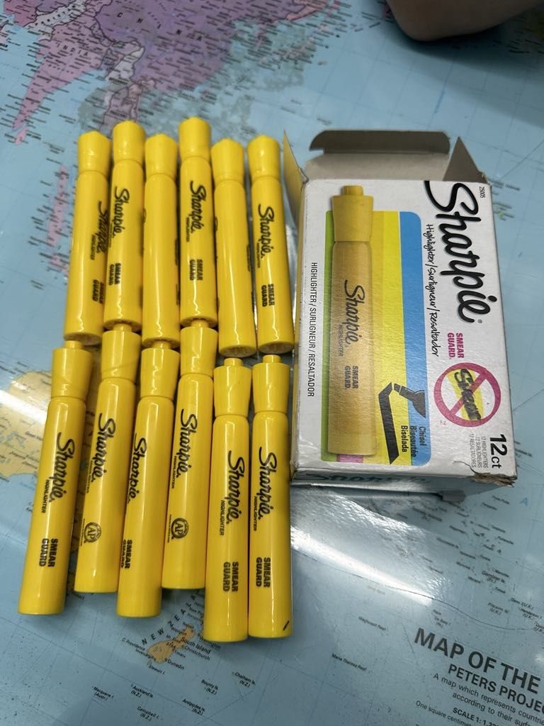 Sharpie Banana/Mango Yellow Fat/Tank highlighter (Category: Stationery & School Supplies) located in Quezon City. Submitted by user.23 (Listing ID 1321990966, Image 1). Description: Sharpie Banana/Mango Yellow Fat/Tank highlighter Brand new 45php per piece 575php per box of 12 Pickup punchline quezon ave area .