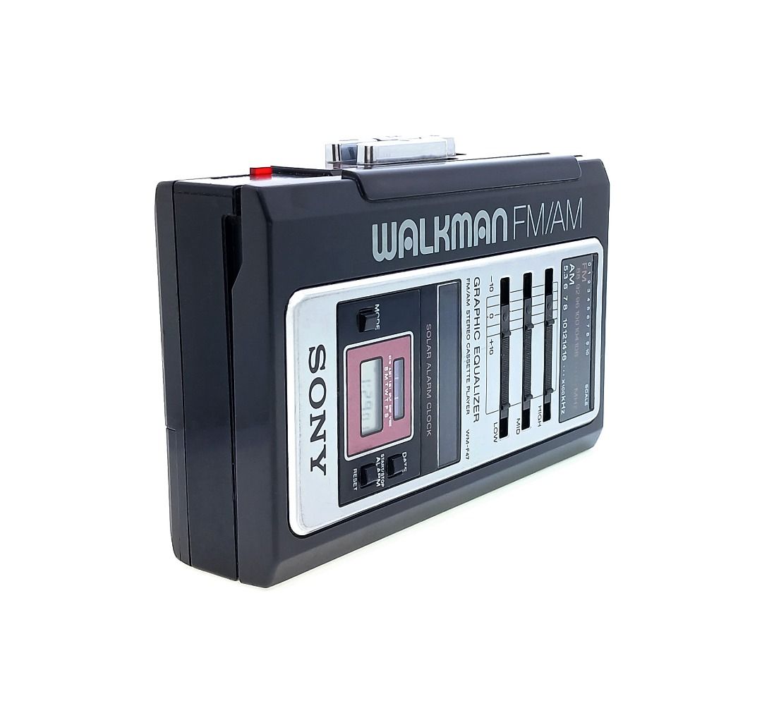 Sony Walkman Radio AM/FM Cassette Player WM-AF47 In Excellent Working ...
