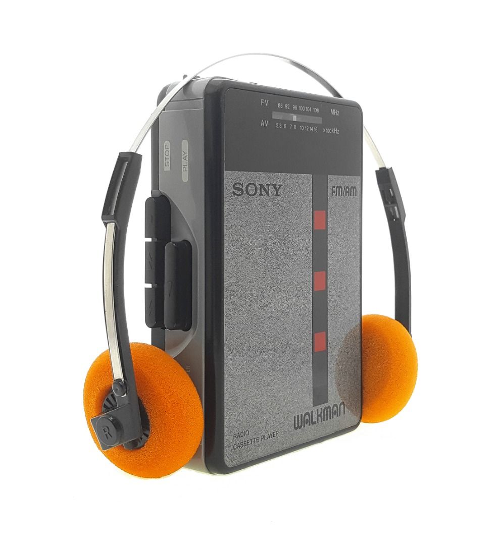 Sony Walkman WM-AF22 Radio AM/FM Cassette Player In Excellent