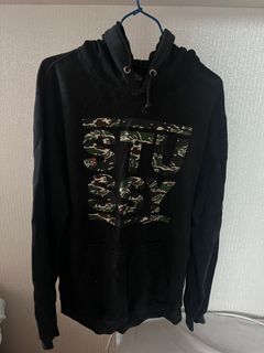 （分類：）位於 。 由 getsomecutestuff 提交（商品編號 1321918703，圖片 1）。簡介： 。