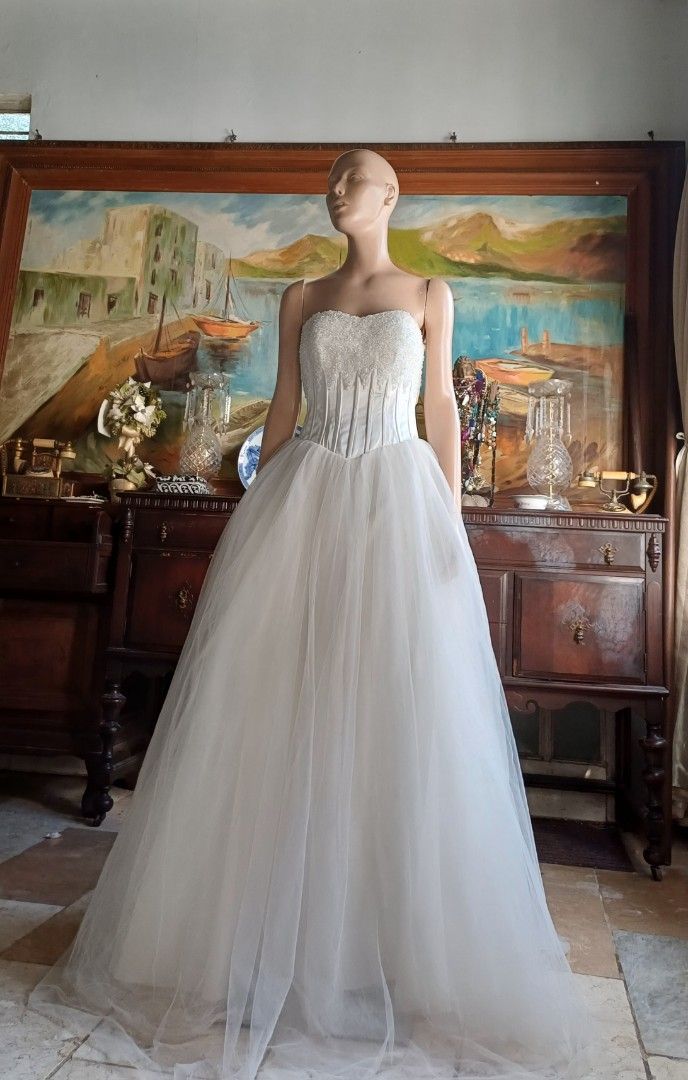 Wedding dress tube style top