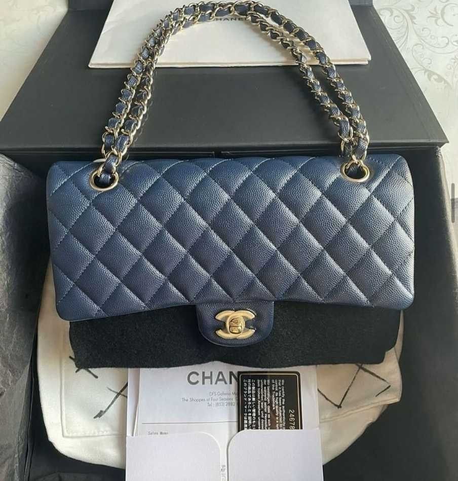 2024 SALE AUTH. CHANEL MEDIUM CAVIAR GHW NAVY BLUE
