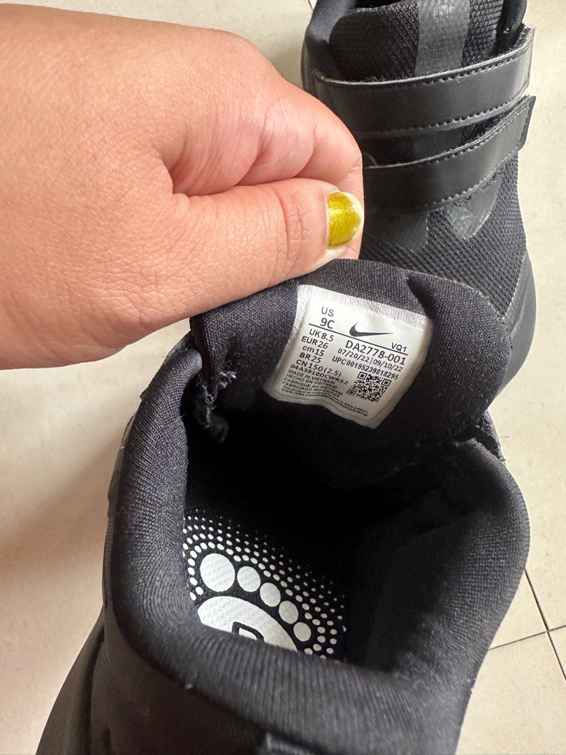 9c Nike Black shoes (Category: Babies & Kids Fashion) located in Manila. Submitted by nikkeideclutter (Listing ID 1322042510, Image 1). Description: Star Runner 9c.