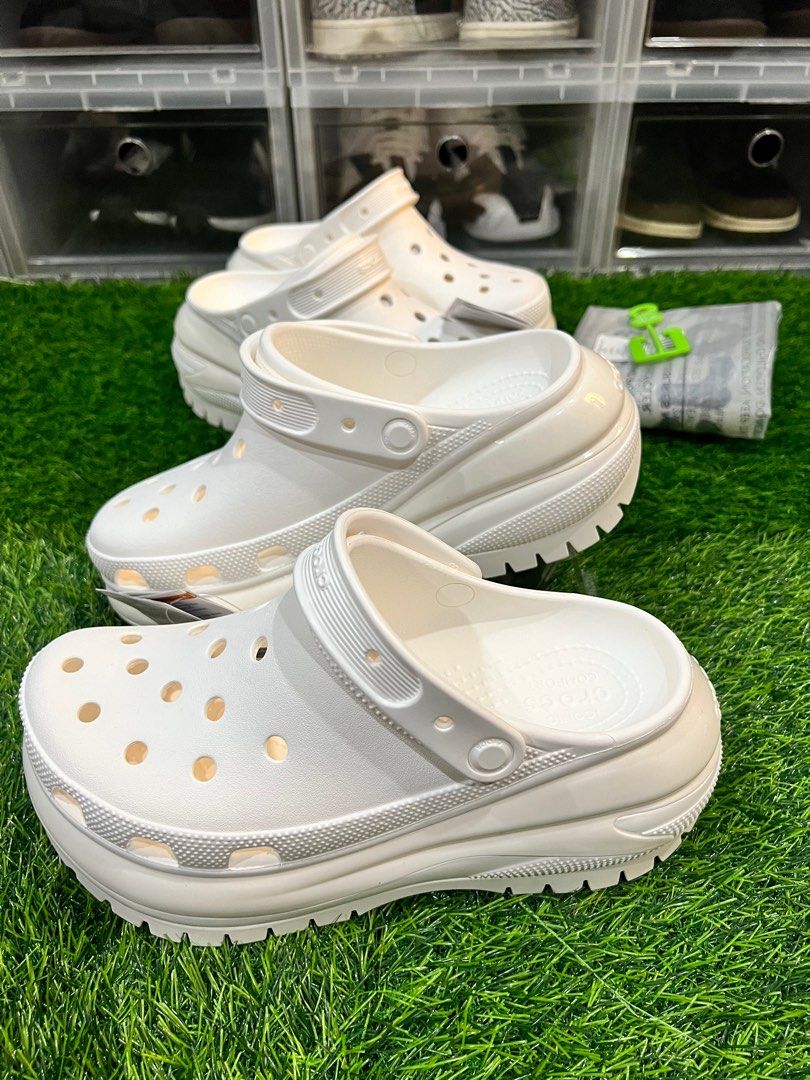 Original Crocs Classic Mega Crush Clog White Women s Fashion Footwear Slippers and slides on Carousell