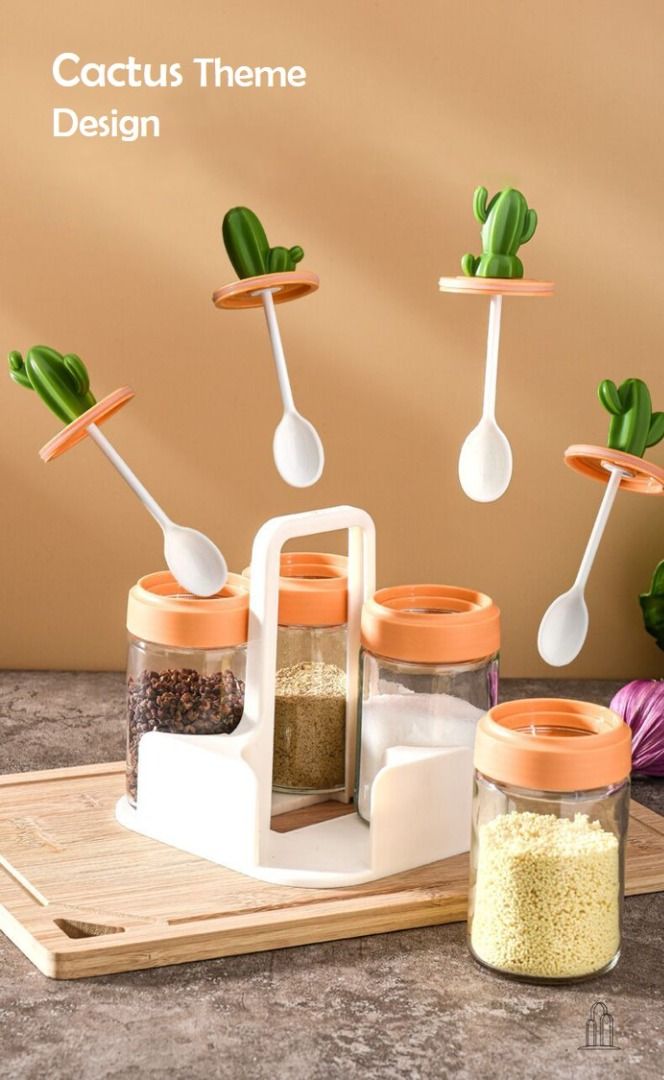 Spice container with spoon discount
