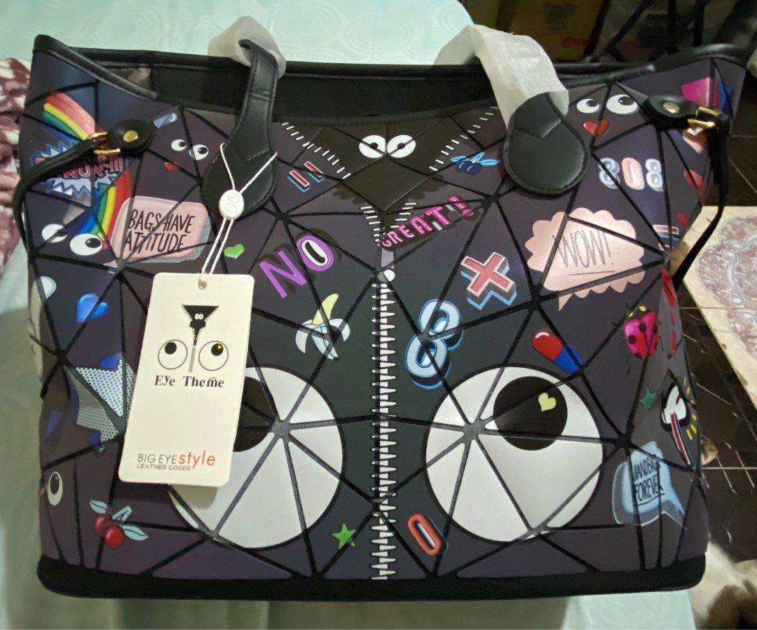 Authentic EYE THEME TOTE BAG (Category: Luxury Bags & Wallets) located in Pateros City. Submitted by lornz22 (Listing ID 1322078577, Image 2). Description: Feel free to DM for further inquiries.