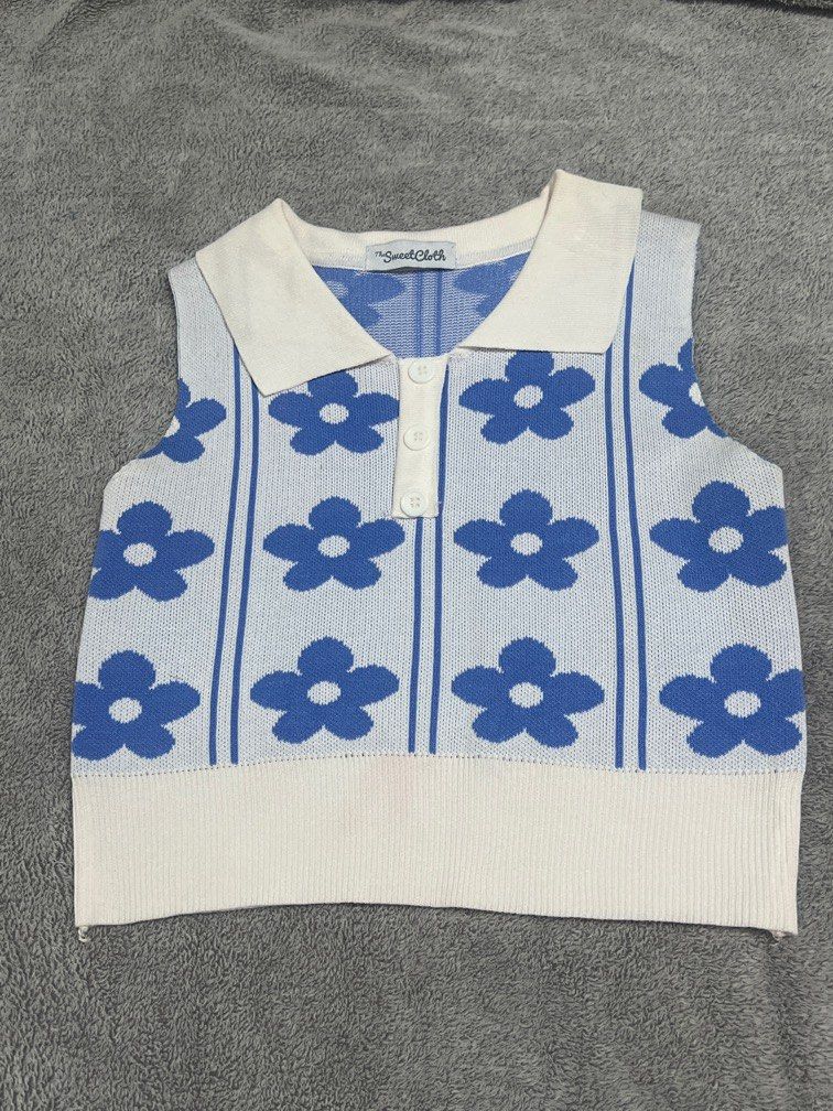 Blue Knitted Vest (Category: Blouses) located in Manila. Submitted by mitochondriaa (Listing ID 1322180054, Image 1). Description: -Can pm me for a try-on -Can do meet-ups (Taft, Manila) - Feel free to DM for questions - Price is negotiable (if getting multiple items) .