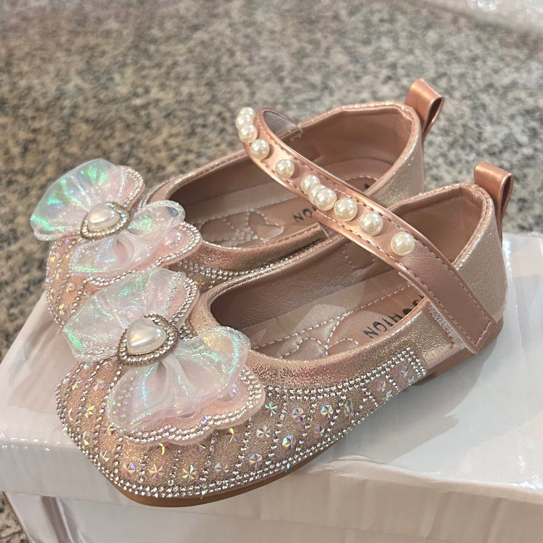 Rose gold diamond shoes top