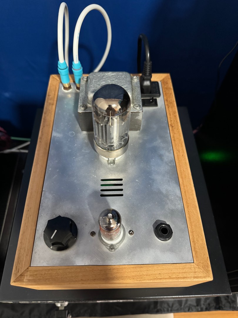 Bottlehead crack outlet