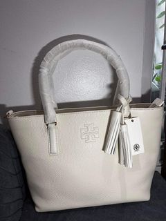(Category: ) located in . Submitted by lovemyshopsite1 (Listing ID 1322200708, Image 1). Description: .