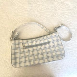 （分類：）位於 。 由 user920376 提交（商品編號 1322162103，圖片 1）。簡介： 。