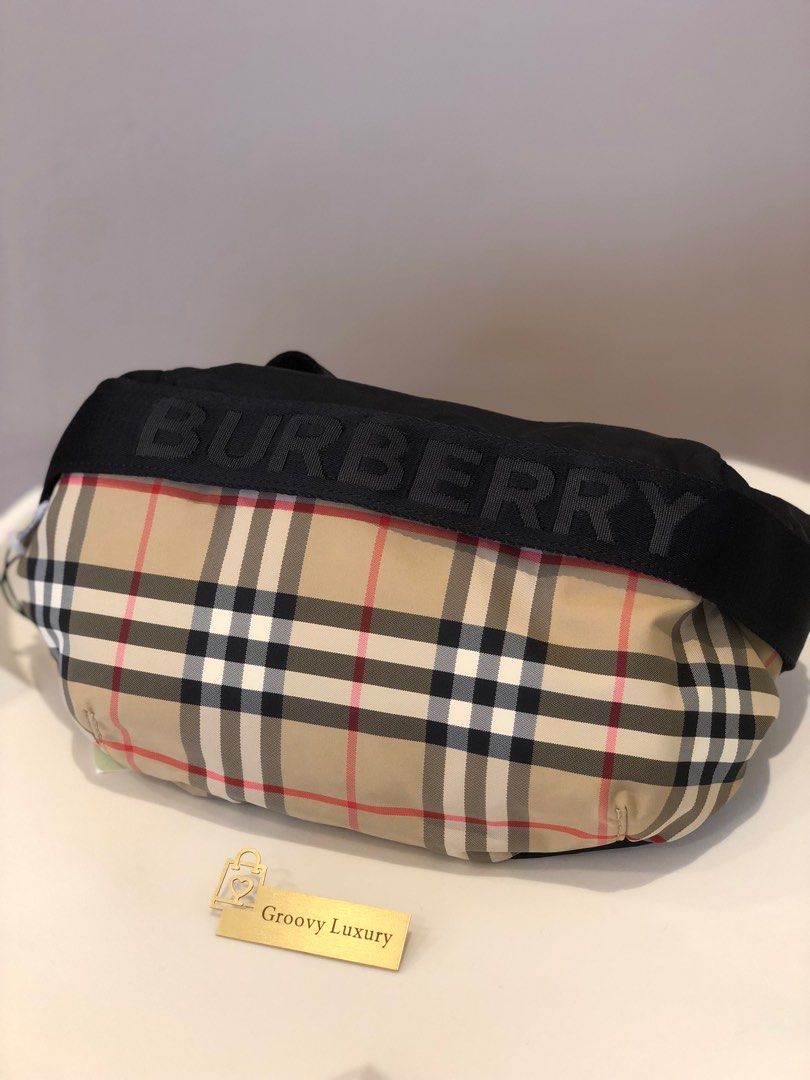 Burberry bum bag