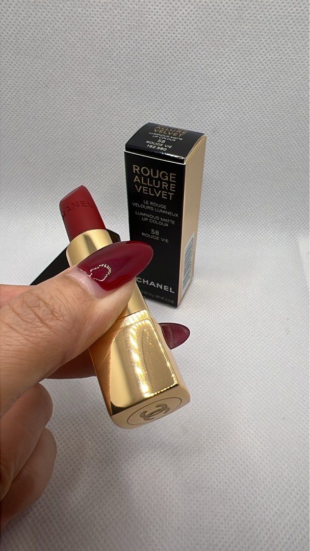 Chanel rouge velvet (Category: Makeup) located in Mississauga. Submitted by canavechristine (Listing ID 1322047453, Image 3). Description: Brand new .