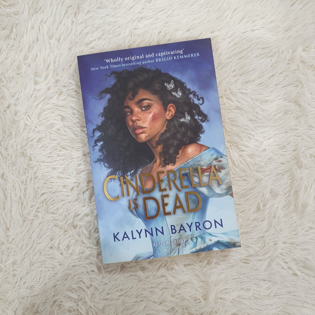 Cinderella is Dead by Kalynn Bayron (Category: Storybooks) located in Makati City. Submitted by thepaperbackdiary (Listing ID 1322174405, Image 1). Description: The book is in a great condition. No major flaws to declare. The only issue would be the yellowing of pages (which I personally love). Nonetheless, it isn’t bothering. MOP: Gcash / Maya / Grabpay /BPI / CIMB / Tonik Thank you for your interest. 💖.