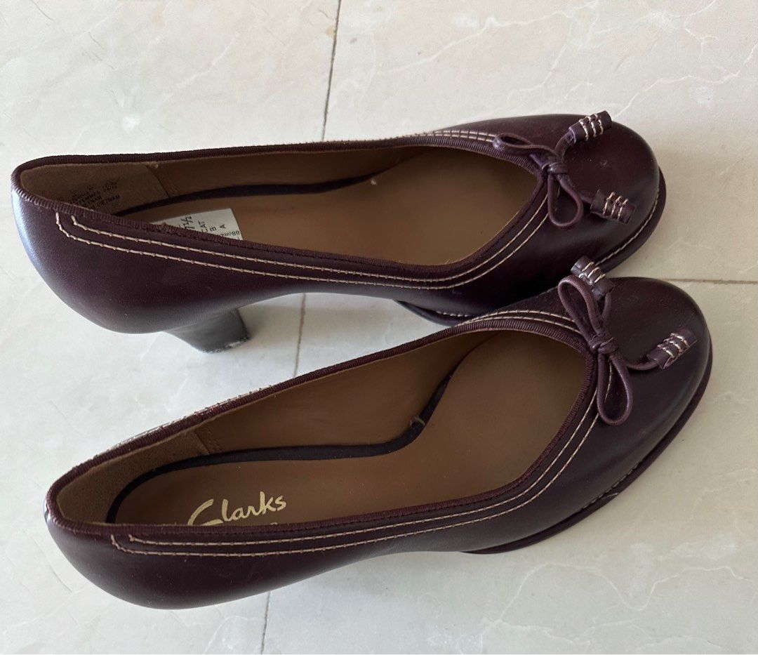 Clarks ladies size 2 online