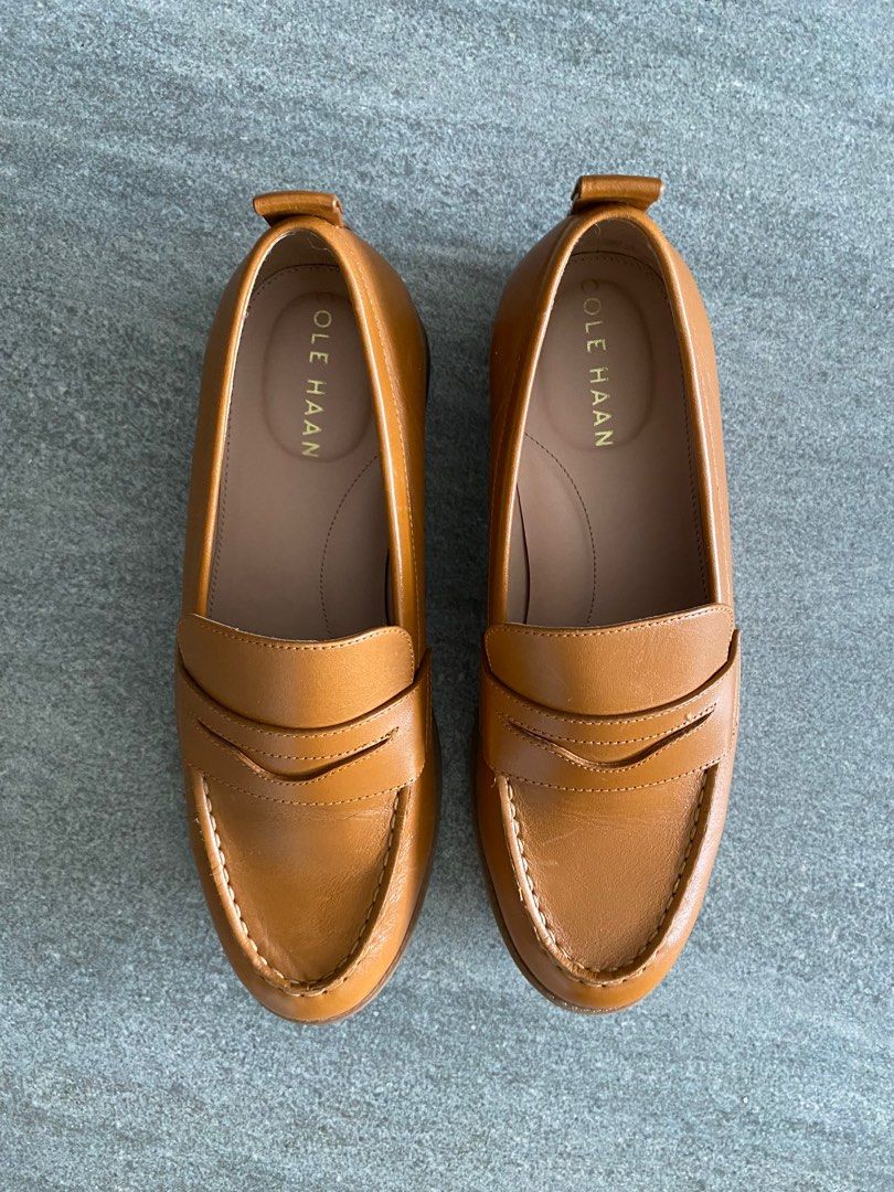 Cole Haan Leather Loafers US 6.5 (Category: Loafers) located in Taguig. Submitted by hahaloserr (Listing ID 1322025042, Image 1). Description: Bought in the US, used only twice RFS: wrong size 😪.