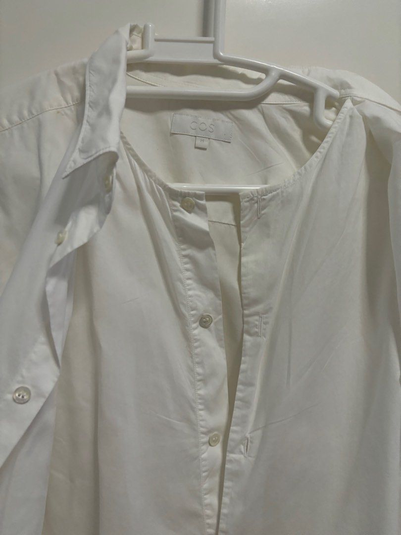 COS white longsleeves (Category: Longsleeves) located in Pasig City. Submitted by aac2021 (Listing ID 1322092168, Image 2). Description: RFS: Decluttering Dimension : Bustline - 42 inches Length - 28 inches (front) ; back - 30 inches .