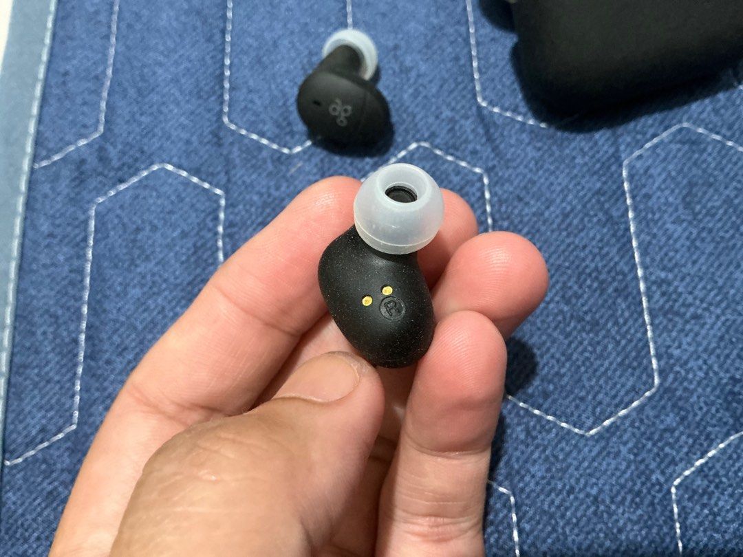 Cotsubu Ag Earphone (Category: Earphones) located in Valenzuela. Submitted by cd013 (Listing ID 1322099872, Image 3). Description: Ag Cotsubu bluetooth earphones. Bought in Japan. Rarely used. Quality audio for music and movies. Can also be used in calls (with built-in mic). https://final-inc.com/products/cotsubumk2_ag?variant=43161019875478.
