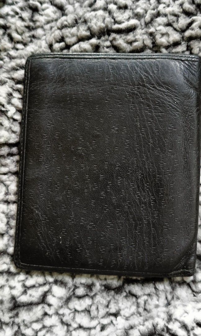Sale!!! Countess Mara Men's Wallet (Category: Belt bags, Clutches and Pouches) located in Romblon. Submitted by migustyles (Listing ID 1322099051, Image 2). Description: Countess Mara Men's Wallet Small, bifold in good condition with bearable sign of wear.