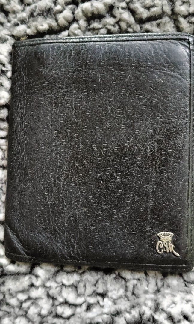 Sale!!! Countess Mara Men's Wallet (Category: Belt bags, Clutches and Pouches) located in Romblon. Submitted by migustyles (Listing ID 1322099051, Image 1). Description: Countess Mara Men's Wallet Small, bifold in good condition with bearable sign of wear.