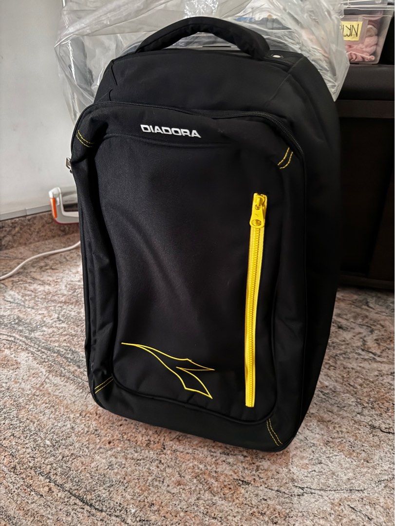Trolley diadora top