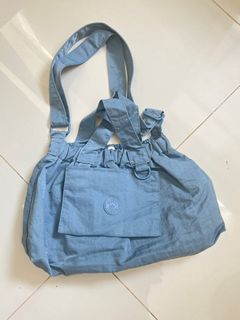 (Kategori: ) berada di . Dikirim oleh decluttervictim (ID iklan 1322099826, Gambar 1). Deskripsi: .